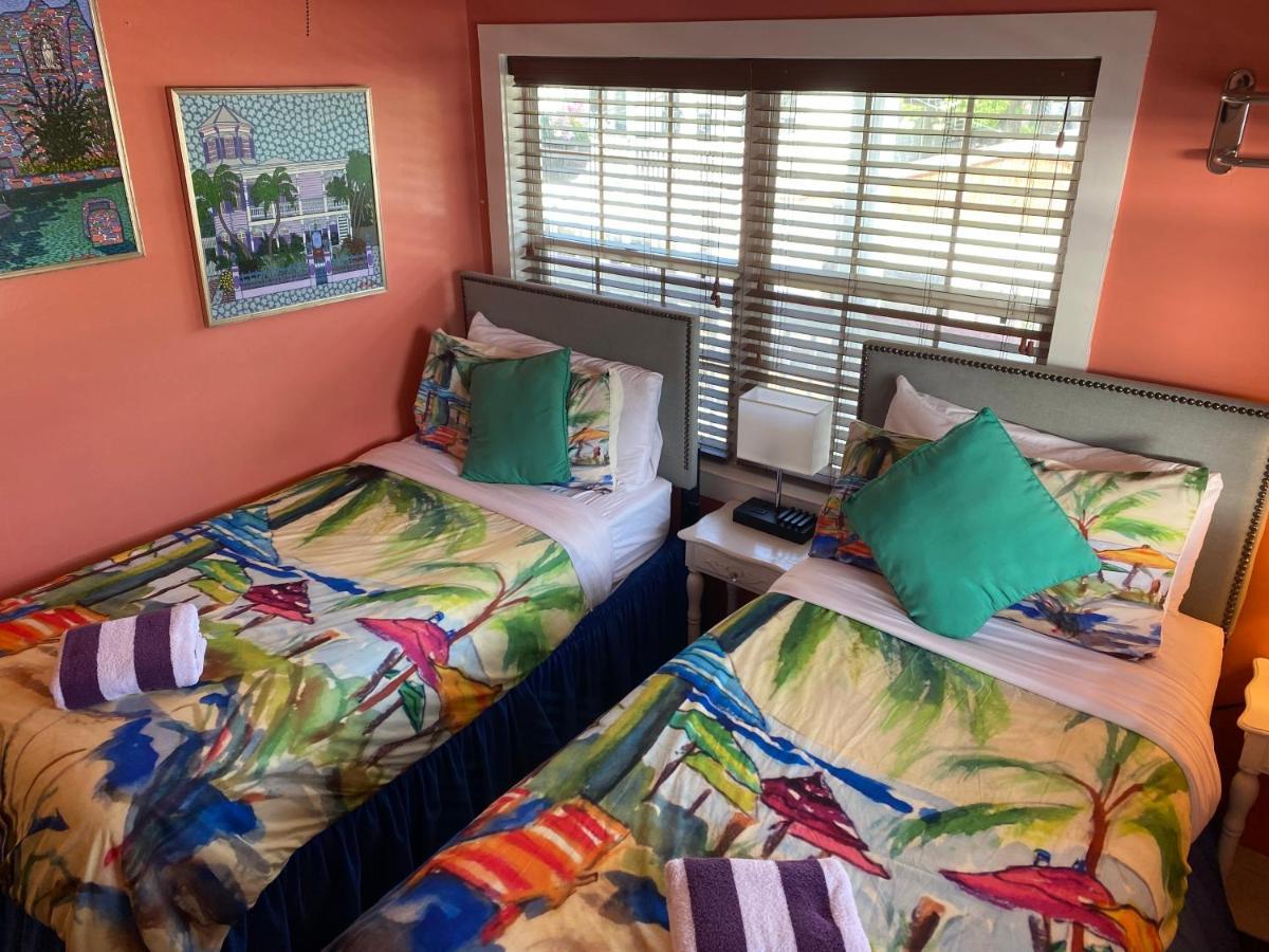 Caribbean House Hotel Key West Bagian luar foto