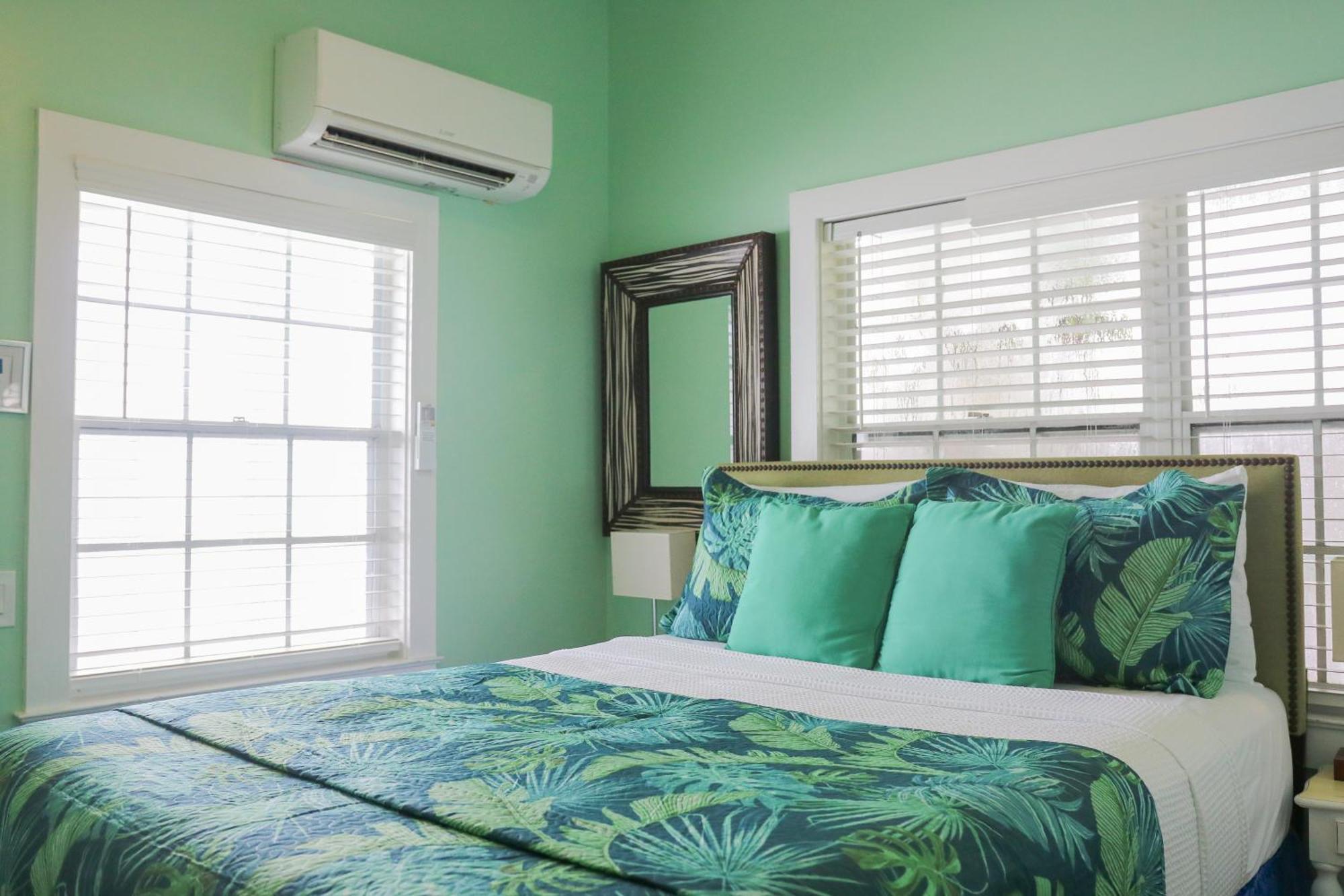 Caribbean House Hotel Key West Bagian luar foto