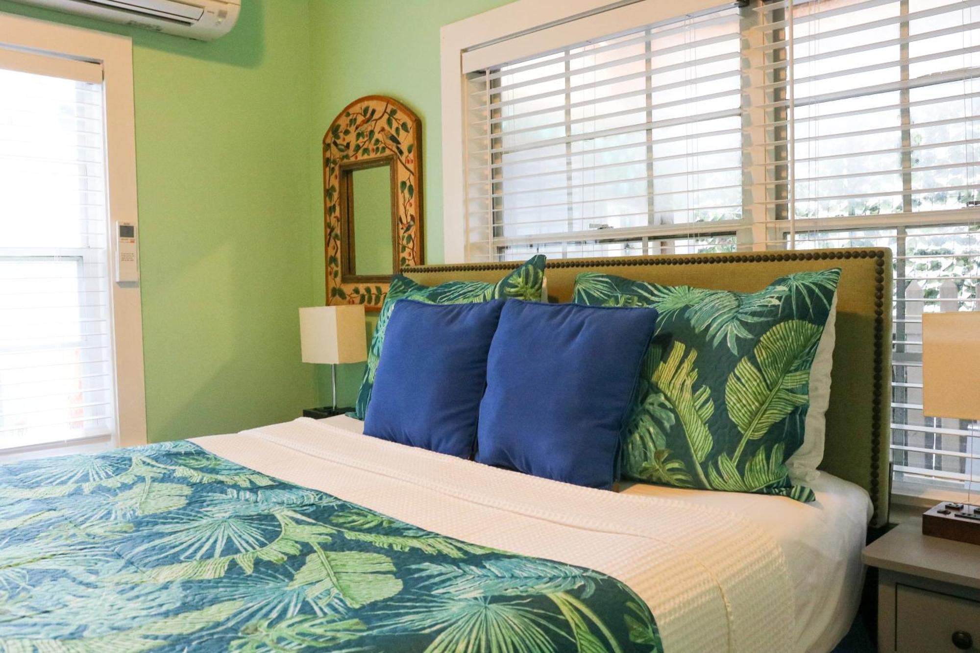 Caribbean House Hotel Key West Bagian luar foto