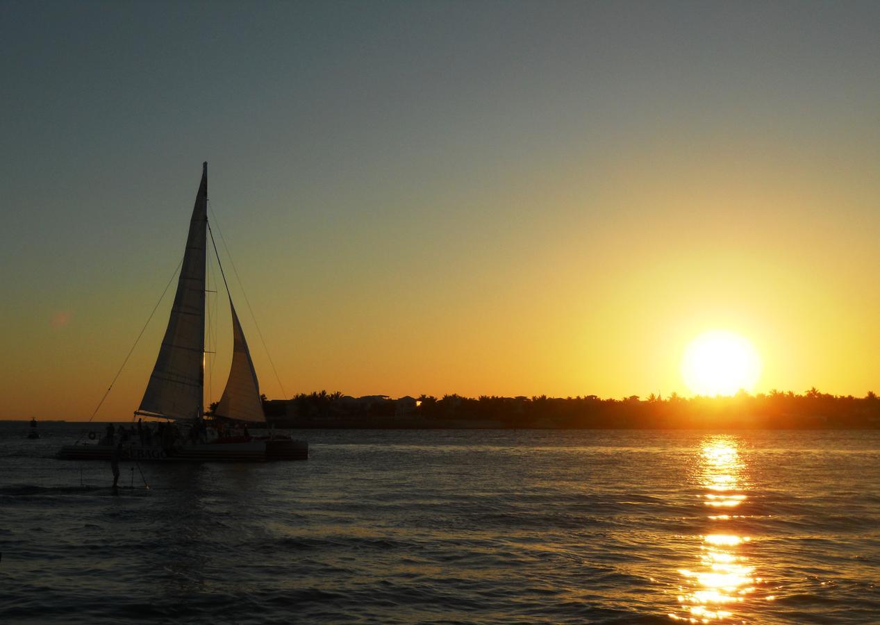 Caribbean House Hotel Key West Bagian luar foto