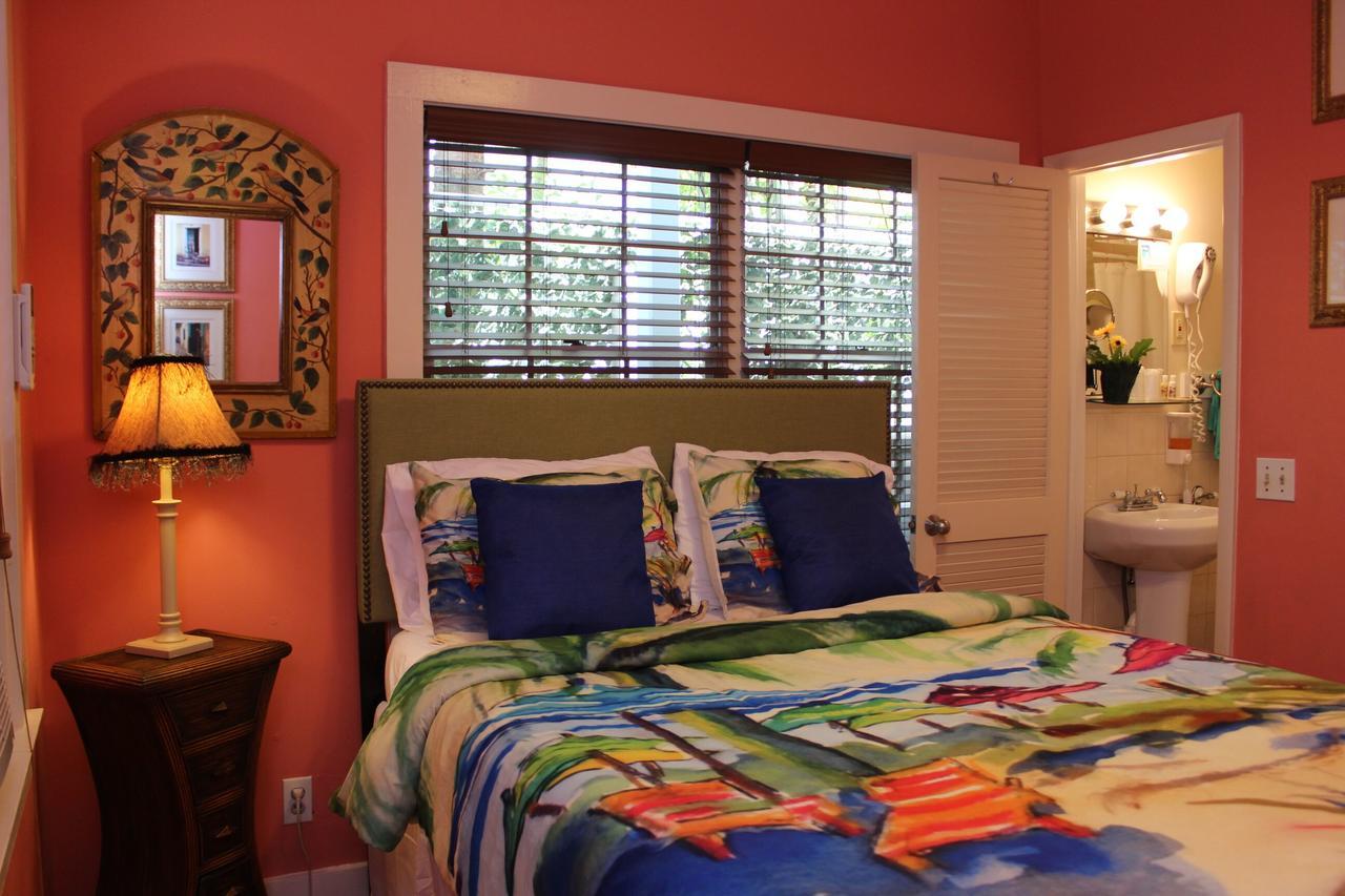 Caribbean House Hotel Key West Bagian luar foto
