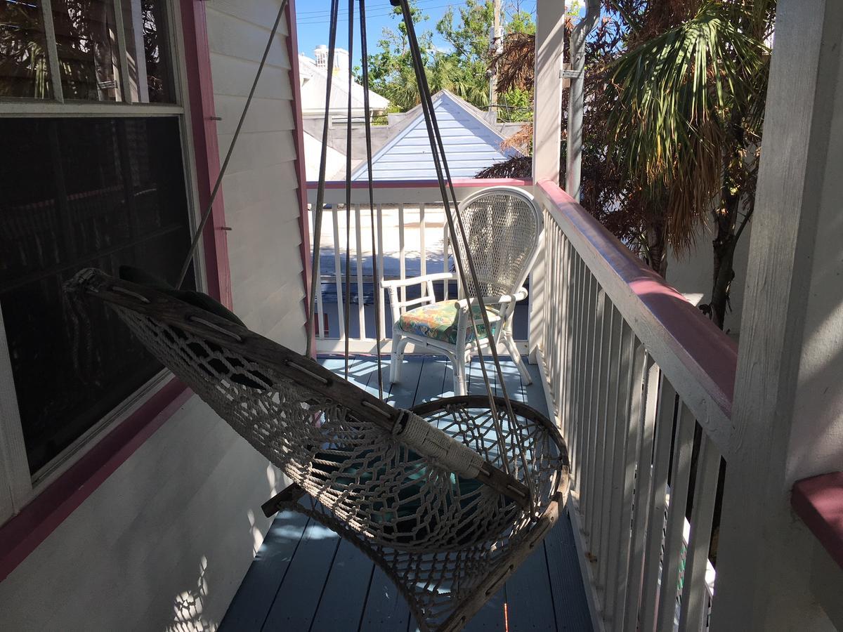 Caribbean House Hotel Key West Bagian luar foto